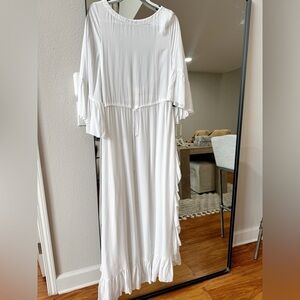 NEW Nightcap Clothing Bell Sleeve Oversized Maxi Dress Cover Up White Size Small